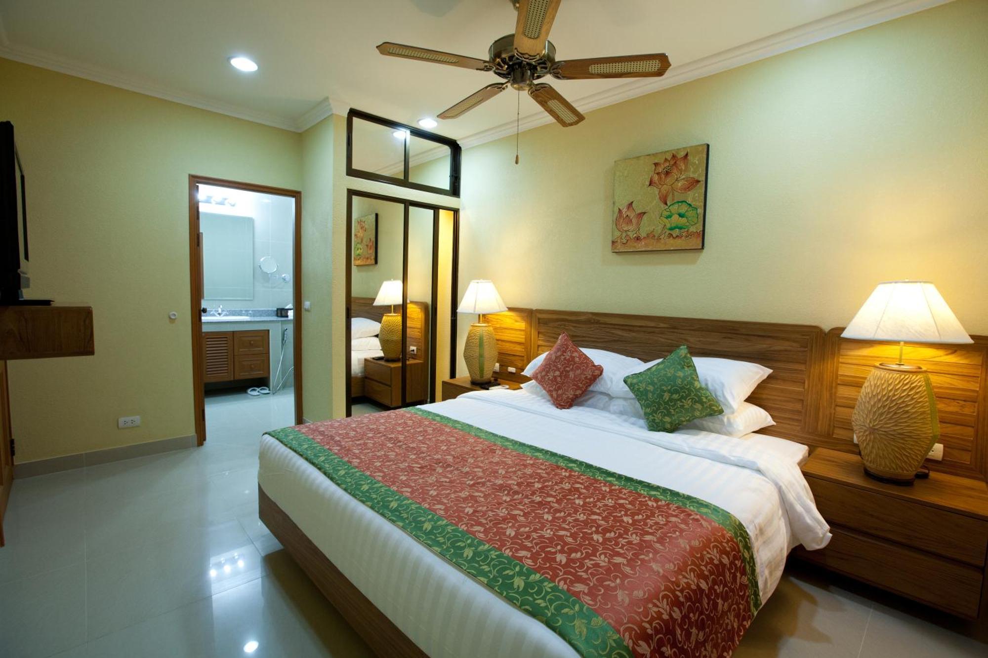 Baan Souy Resort Паттайя Номер фото