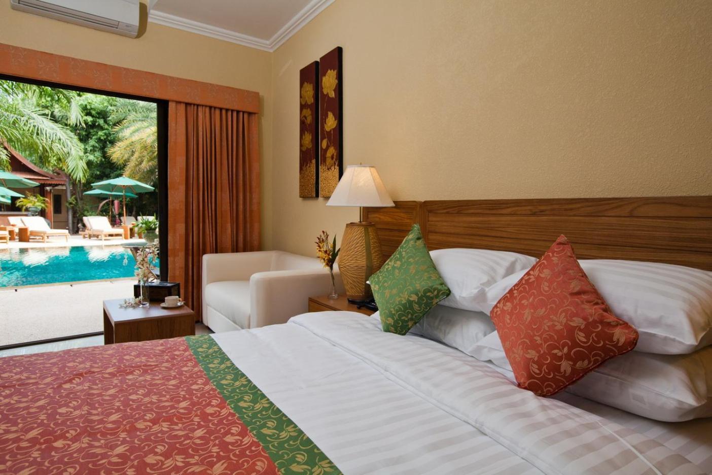 Baan Souy Resort Паттайя Экстерьер фото